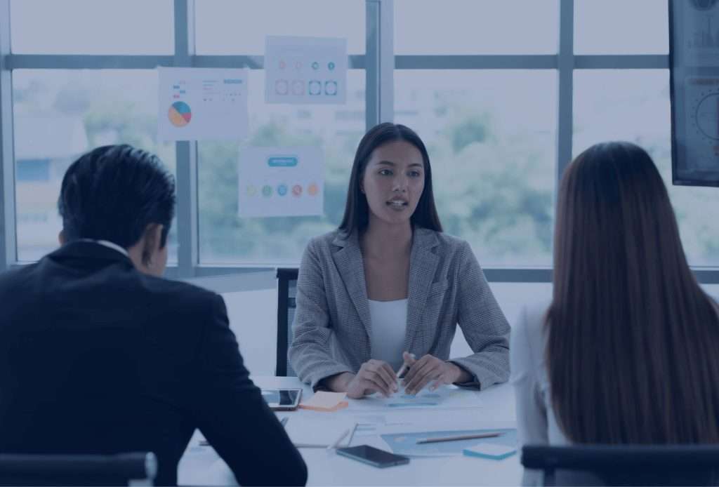 emphasizes partnership between the executive and the coach with Executive Coaching Program.